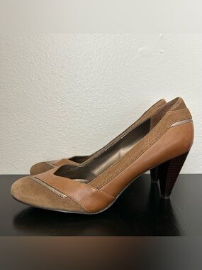 Tahari Lina Brown Leather Suede Gold Pumps High Heels Women’s 7.5 Patchwork Y2K